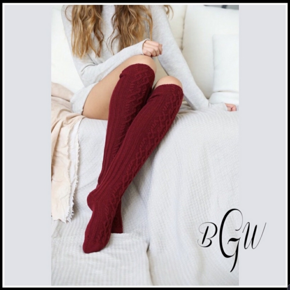 NWT Knee High Cable Knit Socks - Burgundy